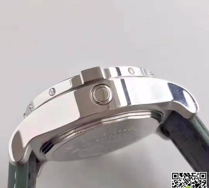 Breitling Avenger II A1733110.BC30.435X.A20BASA.1 GF Factory 1:1 Best Edition Replica Watch Swiss ETA2836